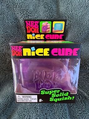Schylling Needoh nice cube